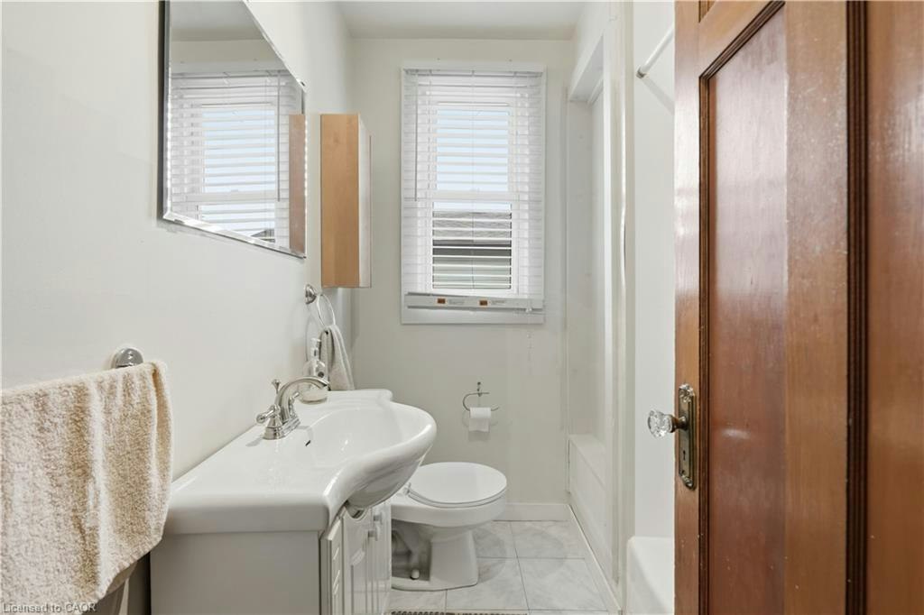 163 Grosvenor Avenue S, Hamilton, ON, L8M 3L4 - 27