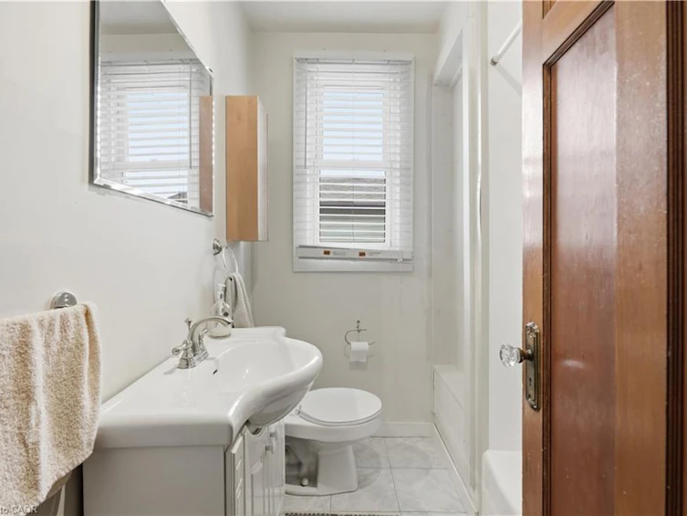 163 Grosvenor Avenue S, Hamilton, ON, L8M 3L4 - 27