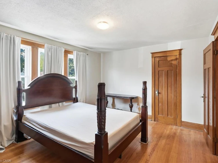 163 Grosvenor Avenue S, Hamilton, ON, L8M 3L4 - 23