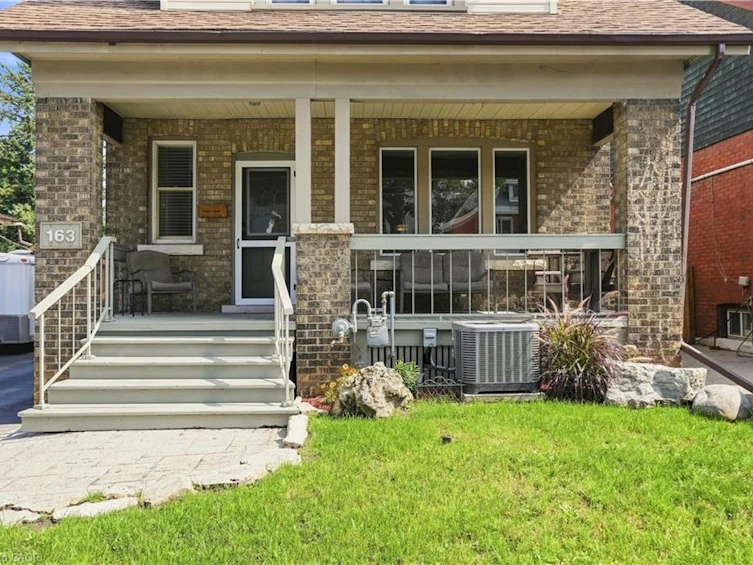 163 Grosvenor Avenue S, Hamilton, ON, L8M 3L4 - 4