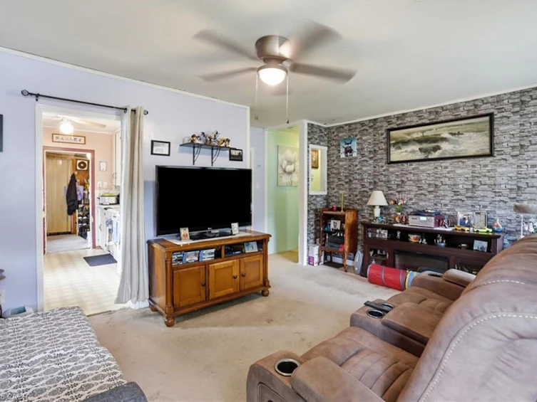 9 Lancaster Avenue, Brantford, ON, N3T 5E5 - 5