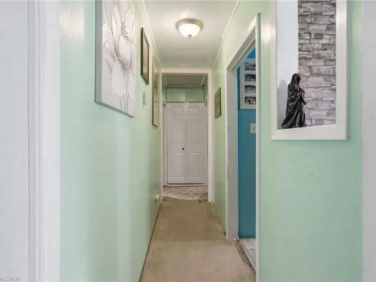 9 Lancaster Avenue, Brantford, ON, N3T 5E5 - 9