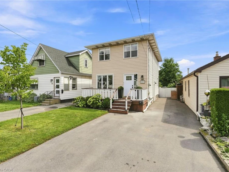 600 Quebec Street, Hamilton, ON, L8H 6V4 - 2