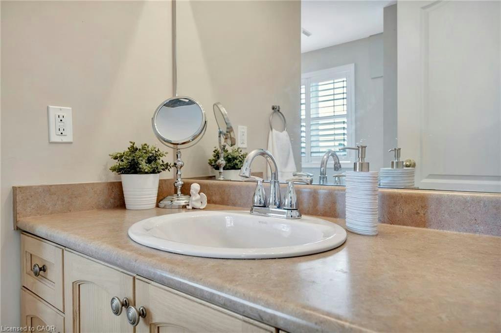 251 Braithwaite Avenue, Hamilton, ON, L9G 5A7 - 15