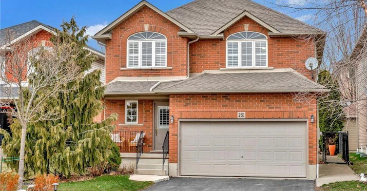 251 Braithwaite Avenue, Hamilton, ON, L9G 5A7 - 2