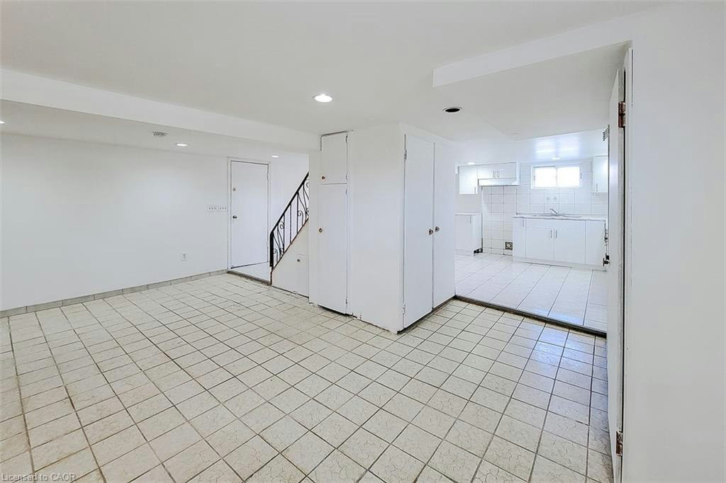 243 8 Highway, Hamilton, ON, L8G 1E2 - 12