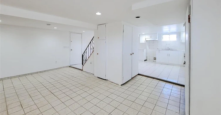 243 8 Highway, Hamilton, ON, L8G 1E2 - 12