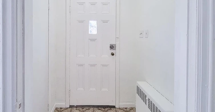 243 8 Highway, Hamilton, ON, L8G 1E2 - 3
