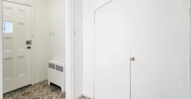 243 8 Highway, Hamilton, ON, L8G 1E2 - 4