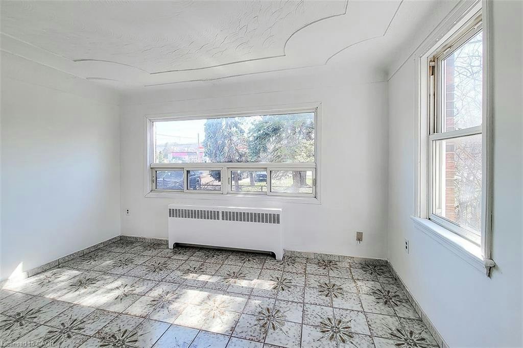 243 8 Highway, Hamilton, ON, L8G 1E2 - 5