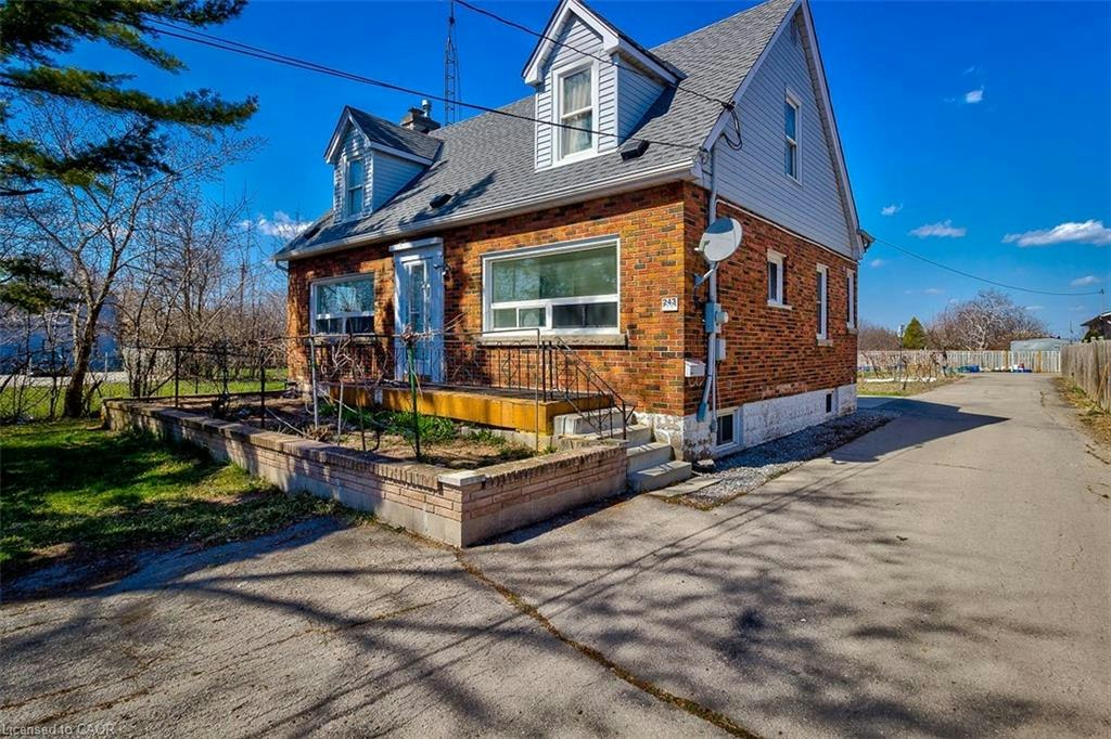 243 8 Highway, Hamilton, ON, L8G 1E2