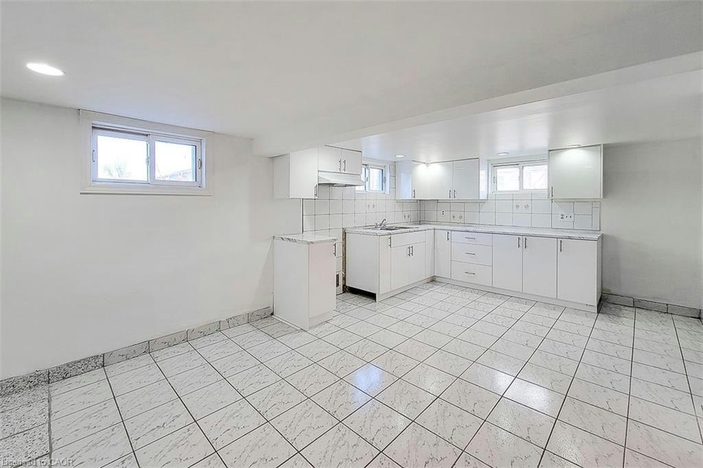 243 8 Highway, Hamilton, ON, L8G 1E2 - 13