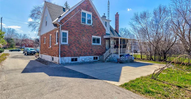 243 8 Highway, Hamilton, ON, L8G 1E2 - 16