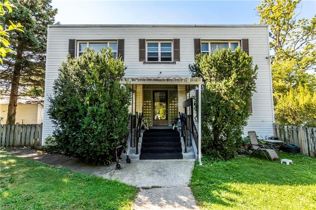 13 Mcmaster Avenue, Welland, ON, L3B 3S6