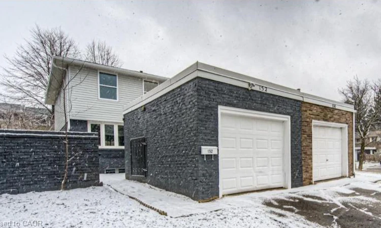152 Overlea Drive
