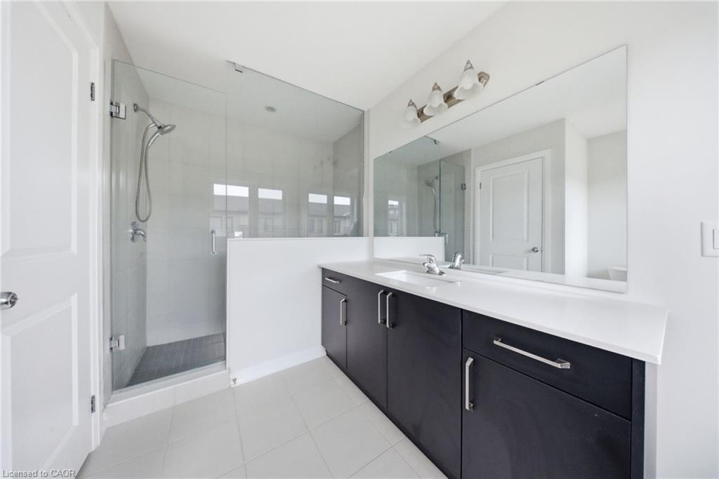 45-155 Equestrian Way, Cambridge, ON, N3E 0E8 - 20