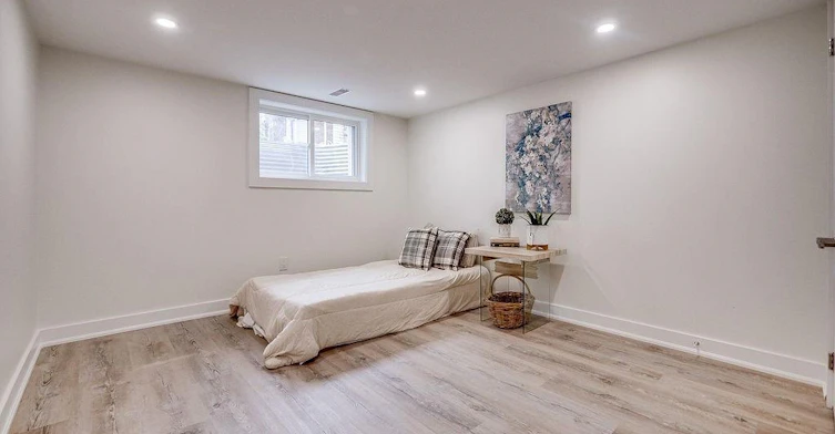LL-403 Elizabeth Street, Grimsby, ON, L3M 3K7 - 9
