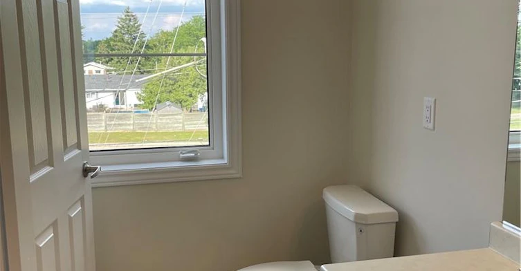1457 National Common, Burlington, ON, L7P 0V7 - 10