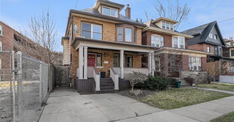 UPPER-9 Melrose Avenue S, Hamilton, ON, L8M 2Y4 - 2