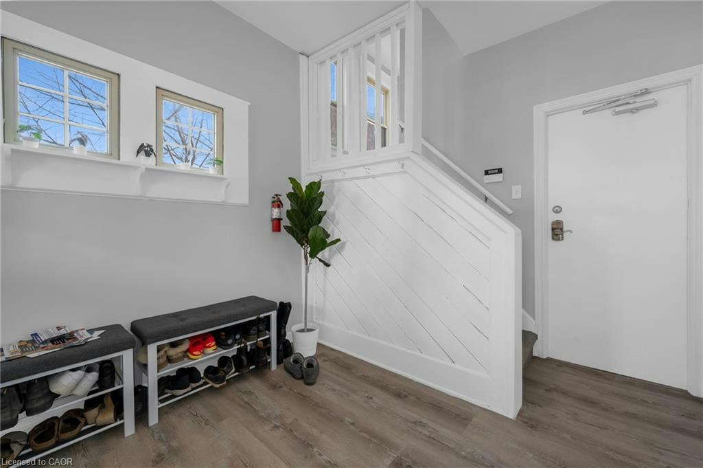 UPPER-9 Melrose Avenue S, Hamilton, ON, L8M 2Y4 - 4