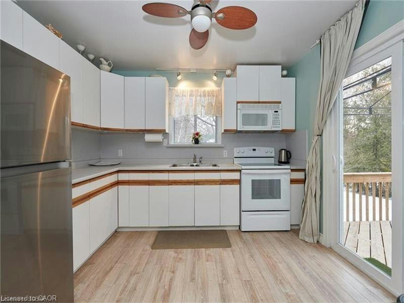 53 Lindale Avenue, Tiny, ON, L9M 0J2 - 3