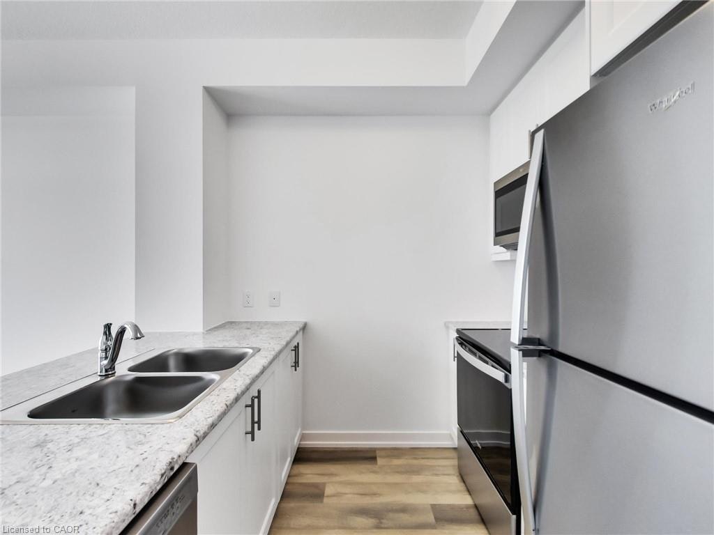 1008-470 Dundas Street E, Hamilton, ON, L8B 2A6 - 10