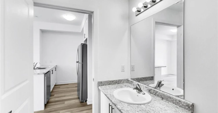 1008-470 Dundas Street E, Hamilton, ON, L8B 2A6 - 9