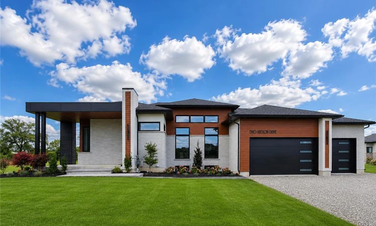 2 Hudson Drive