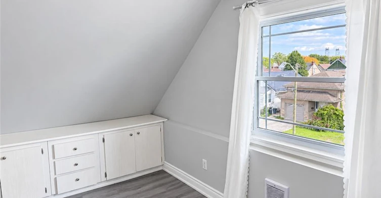 39 Oakland Avenue, Welland, ON, L3C 2B8 - 31