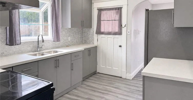 39 Oakland Avenue, Welland, ON, L3C 2B8 - 11