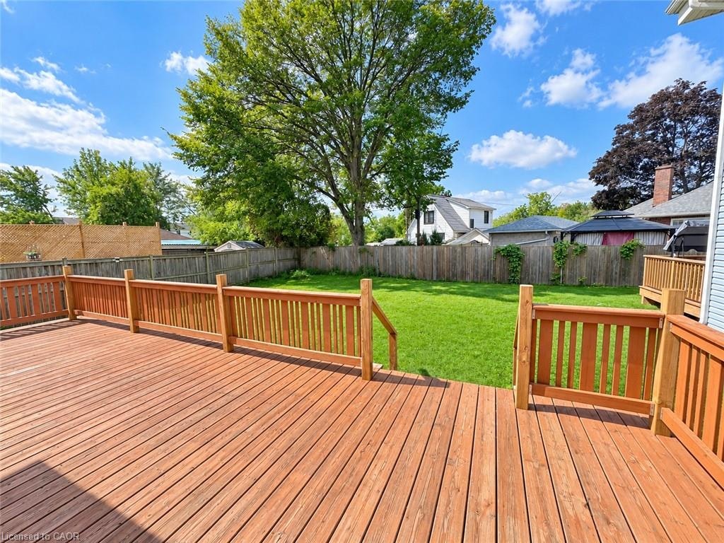 39 Oakland Avenue, Welland, ON, L3C 2B8 - 36