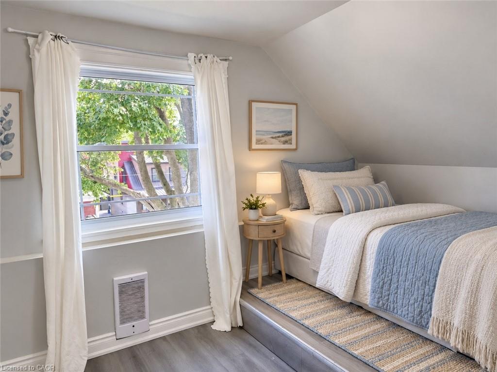 39 Oakland Avenue, Welland, ON, L3C 2B8 - 34