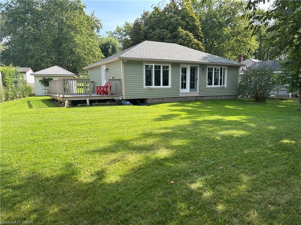 23 Upper Mohawk Point, Cayuga, ON, N0A 1K0