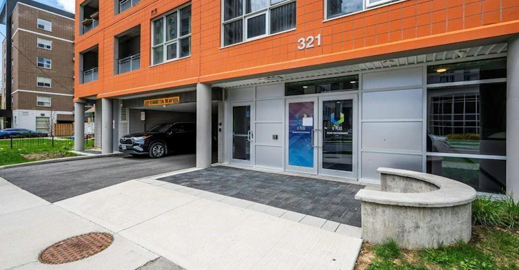 312-321 Spruce Street, Waterloo, ON, N2L 0G4 - 2