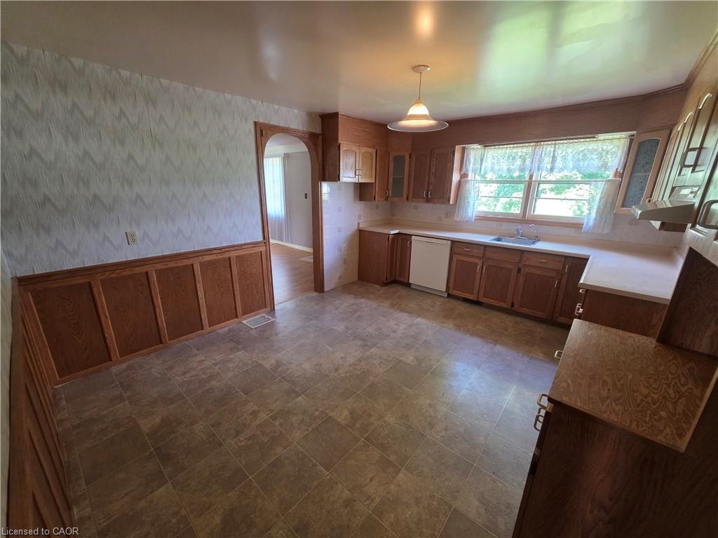 13225 Lundy's Lane, Thorold, ON, L0S 1A0 - 9