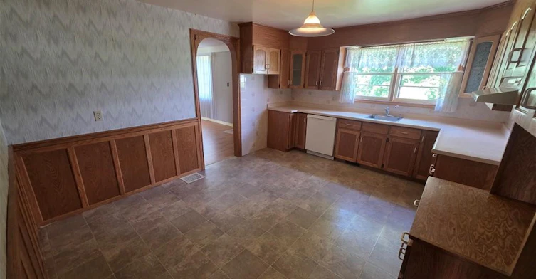 13225 Lundy's Lane, Thorold, ON, L0S 1A0 - 9