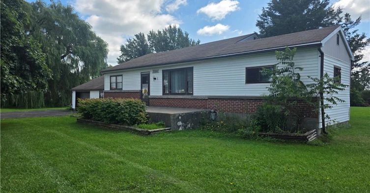 13225 Lundy's Lane, Thorold, ON, L0S 1A0 - 2