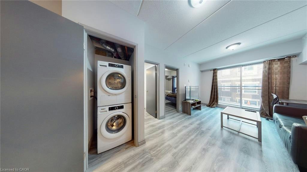 B215-275 Larch Street, Waterloo, ON, N2L 3R2 - 12