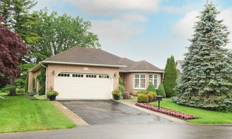 137 Foxboro Drive