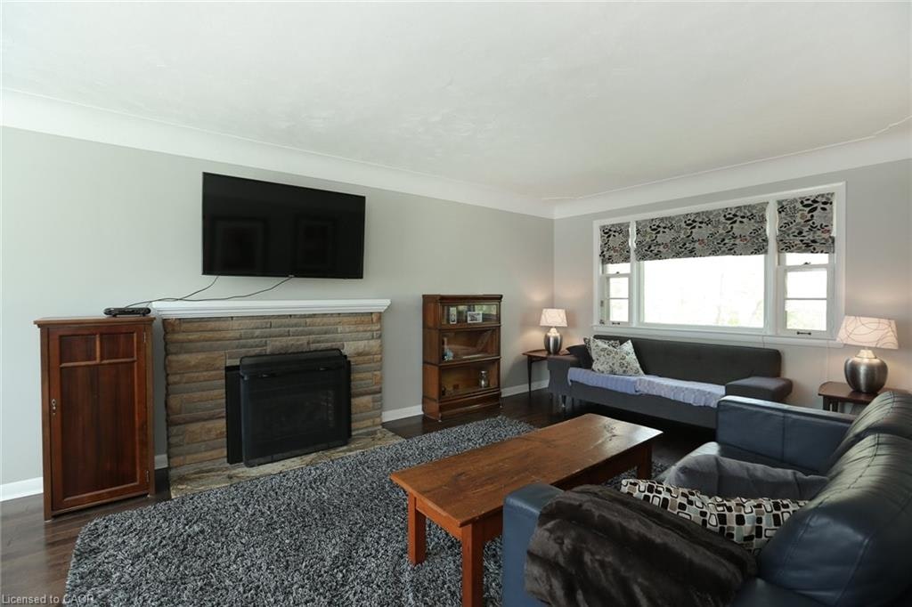 865 Shadeland Avenue, Burlington, ON, L7T 2M2 - 4