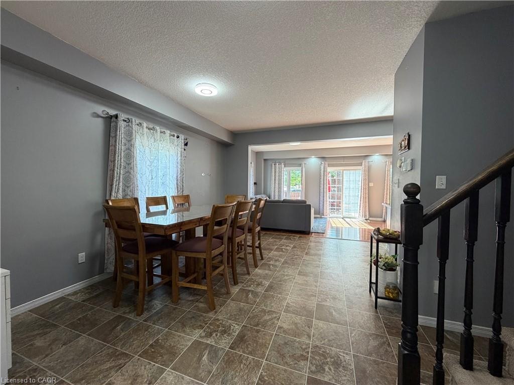 649 Winterberry Avenue, Waterloo, ON, N2V 2X4 - 8