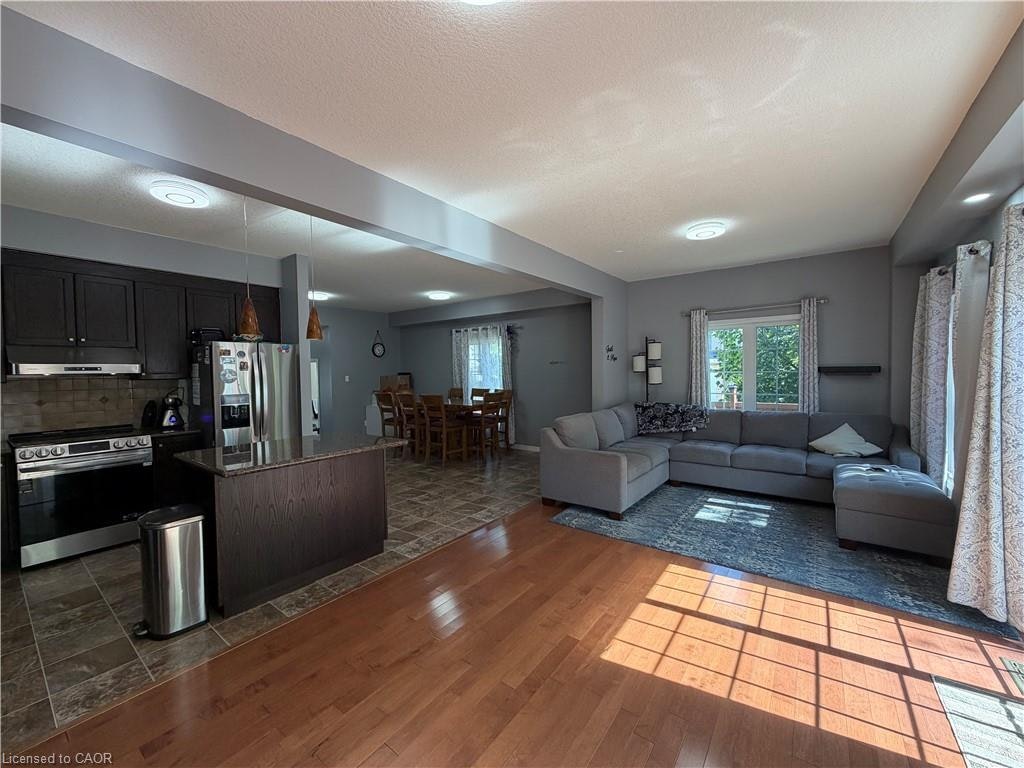 649 Winterberry Avenue, Waterloo, ON, N2V 2X4 - 14