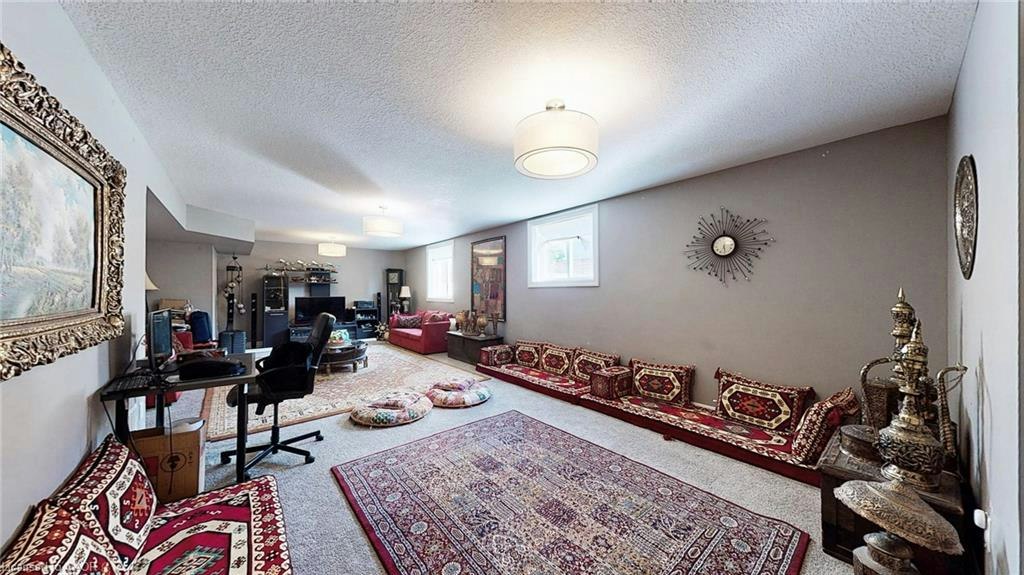 537 Millstream Drive, Waterloo, ON, N2K 0E2 - 39