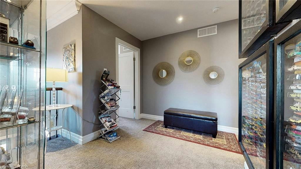 537 Millstream Drive, Waterloo, ON, N2K 0E2 - 24