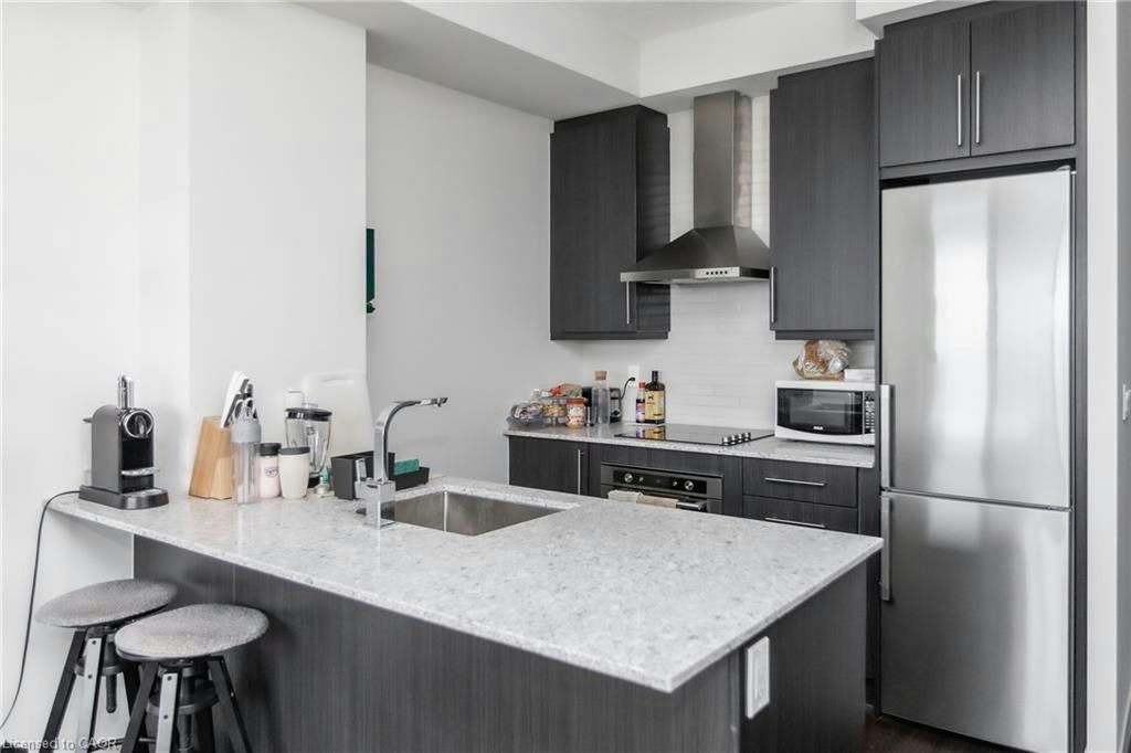 1103-2093 Fairview Street, Burlington, ON, L7R 2C8 - 5