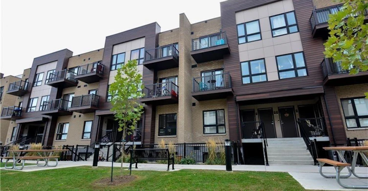 D9-10 Palace Street, Kitchener, ON, N2E 0J3