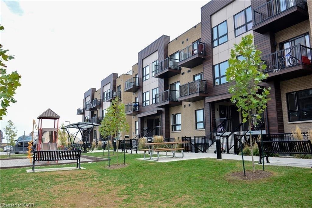 D9-10 Palace Street, Kitchener, ON, N2E 0J3 - 2