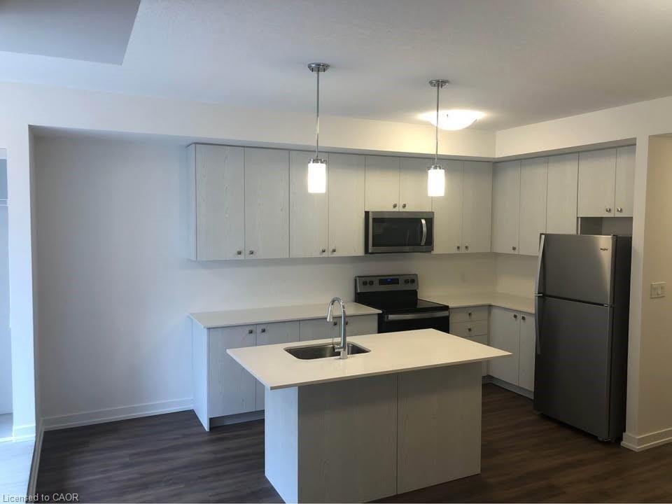 D9-10 Palace Street, Kitchener, ON, N2E 0J3 - 4