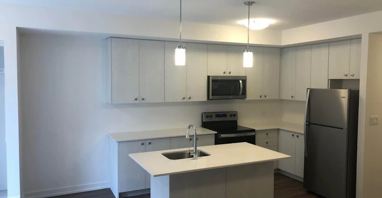 D9-10 Palace Street, Kitchener, ON, N2E 0J3 - 4