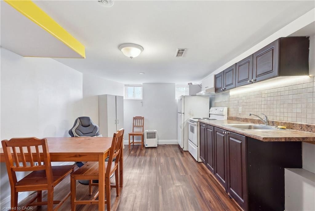 Basement-195 Victoria Street N, Kitchener, ON, N2H 5C5 - 12